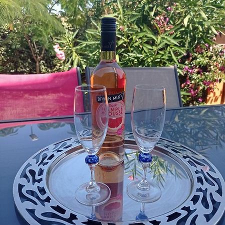 Appartement Cosy A Sanary Plage De Portissol-Climatise-Parking Prive エクステリア 写真