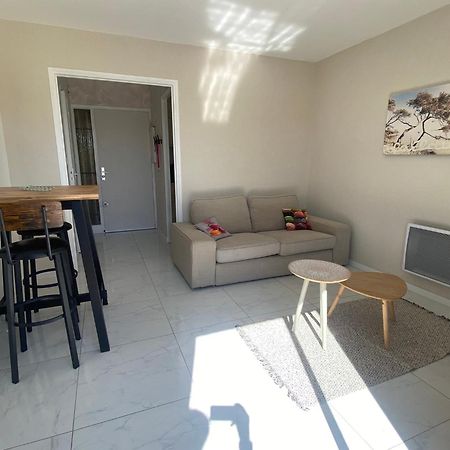 Appartement Cosy A Sanary Plage De Portissol-Climatise-Parking Prive エクステリア 写真