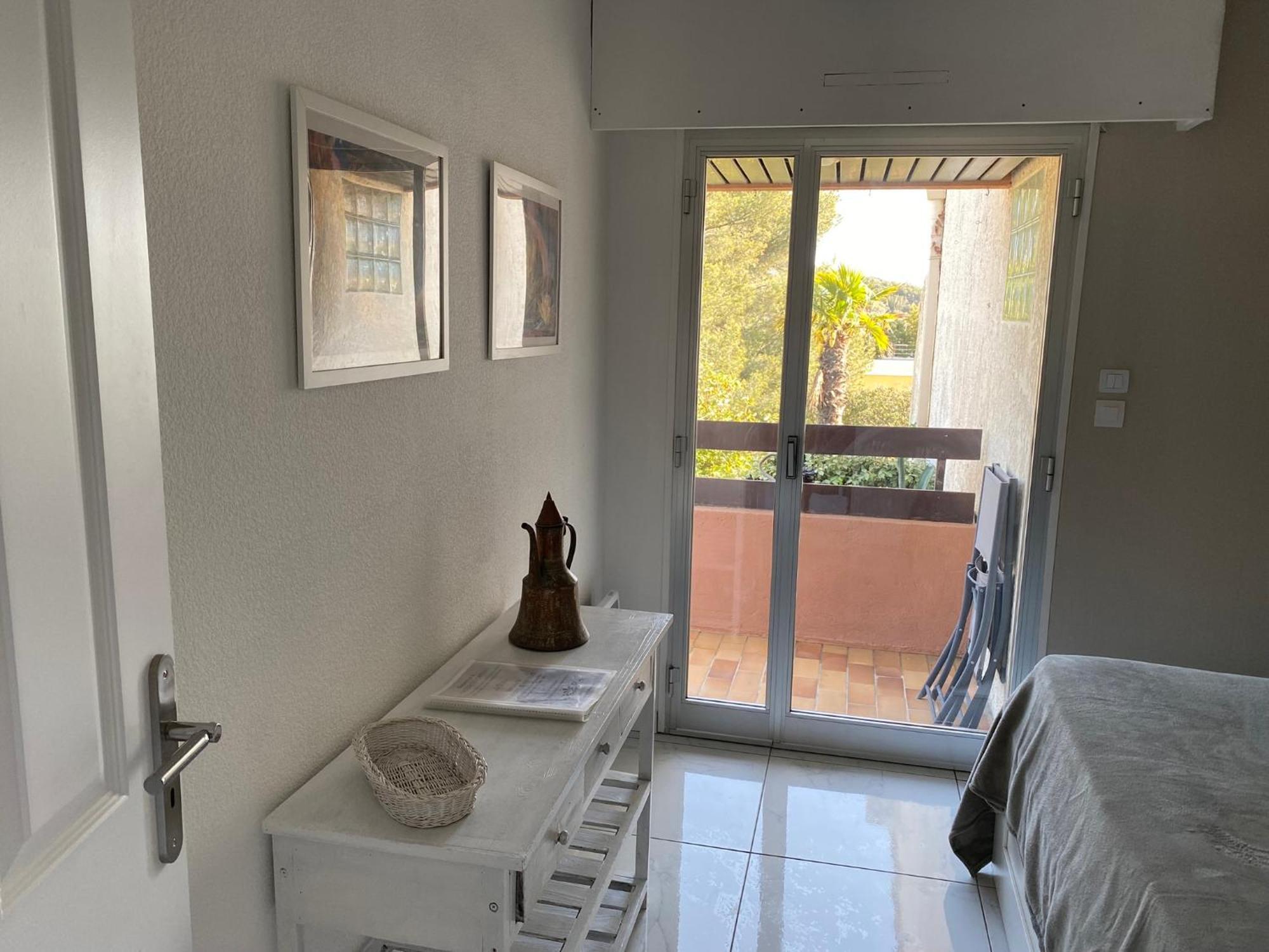 Appartement Cosy A Sanary Plage De Portissol-Climatise-Parking Prive エクステリア 写真